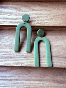 Skye // Olive