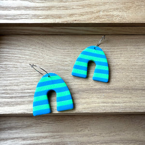 Dangle Arch // Small // Cobalt Stripe